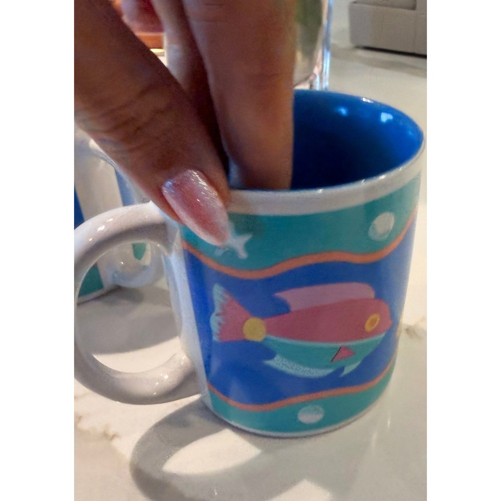 Vintage K.I.C. Tropical Fish Coffee Mugs Set of 4 Blue Ceramic Nautical Ocean - Picture 4 of 8